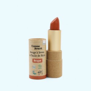 Rouge à lèvres à l’huile de ricin